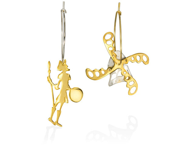 Hoop gold-plated silver earrings appearring Don Chichote and a windmill