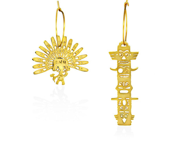 A chief indian boy and a totem in gold-plated hoop silver earrings