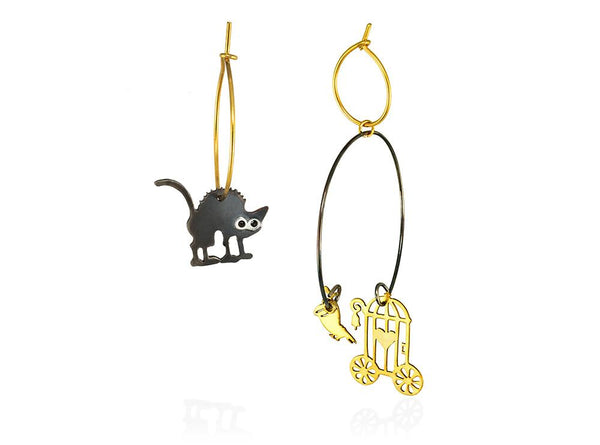 A bird out of the cage and the cat staring at it rathrer impressed. Hoop  gold-plated and oxydised silver earrings 